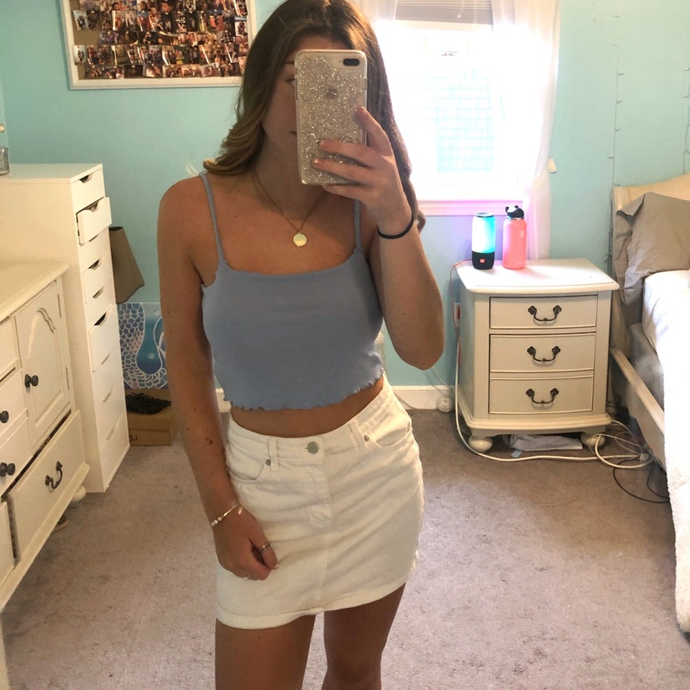 garage light purple tank top